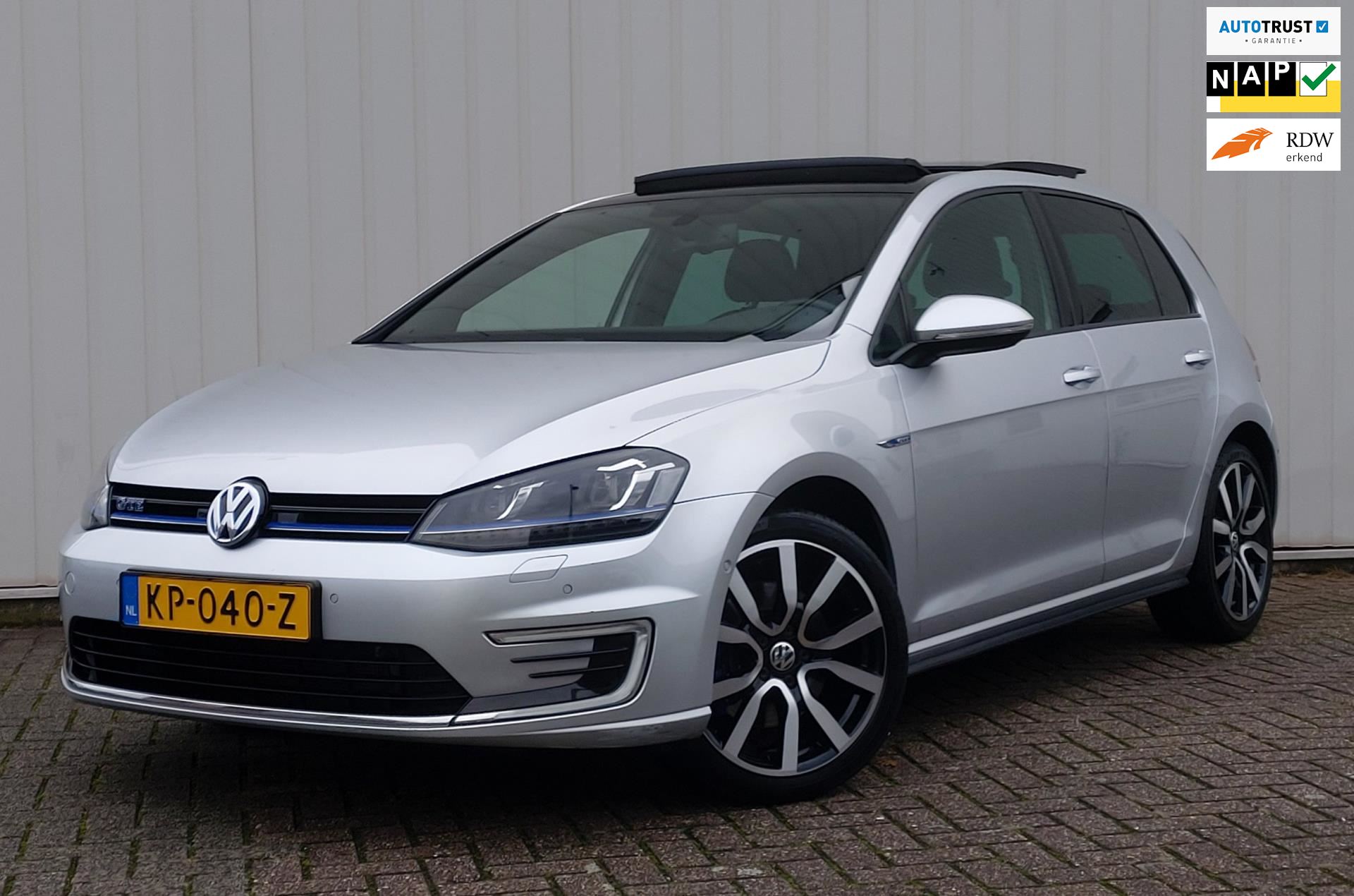 Volkswagen Golf occasion - Heel Holland Rijdt