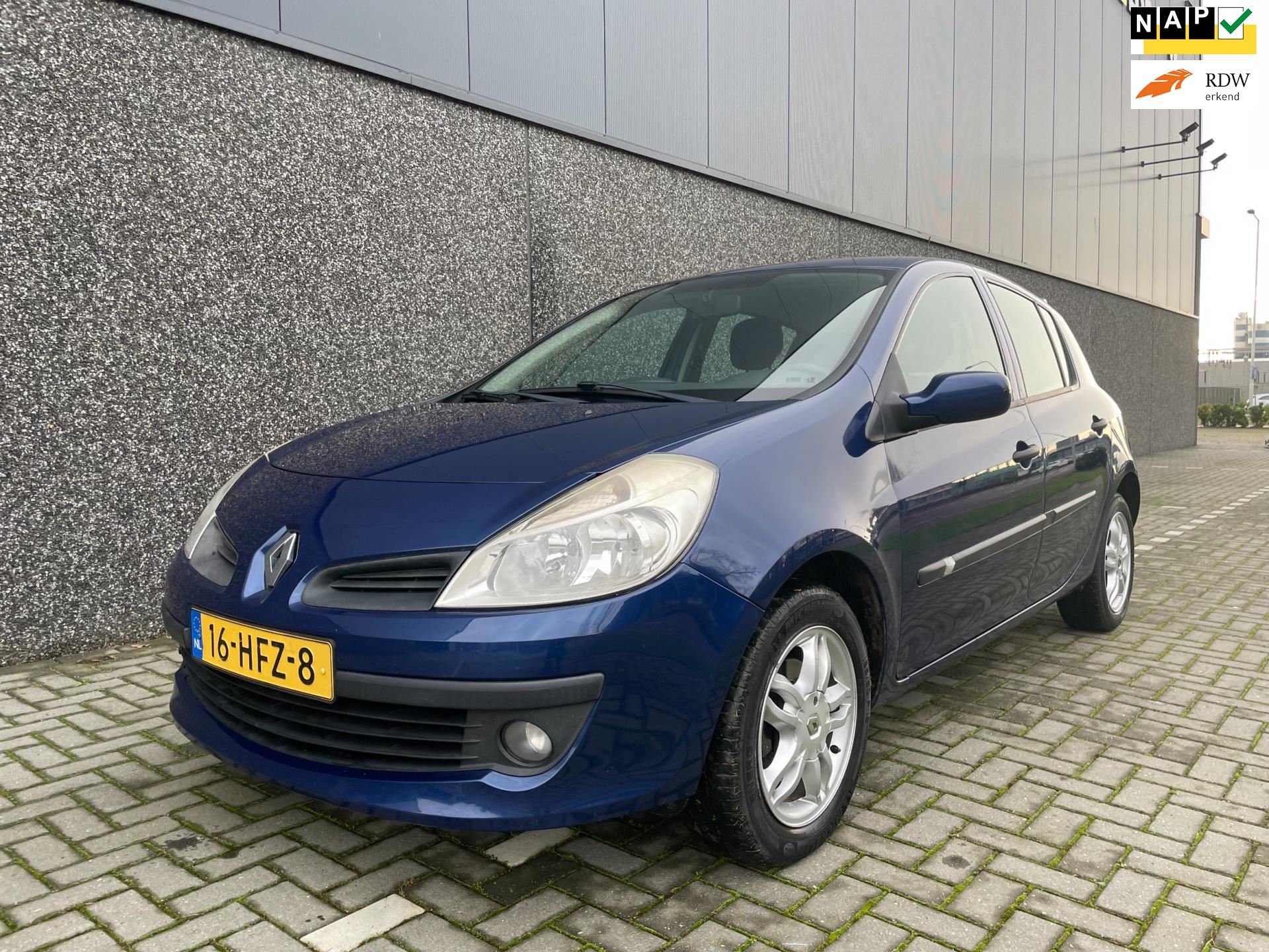 Een trouwe Enten ergens Renault Clio - 1.2 TCE Expression / Nieuwe APK, banden en beurt / Benzine  uit 2008 - www.kdjautomotive.nl
