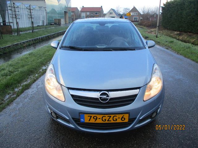 Opel Corsa 1.2-16V Cosmo 5 Drs met Airco