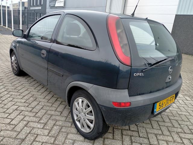 Opel Corsa 1.2-16V Comfort AIRCO