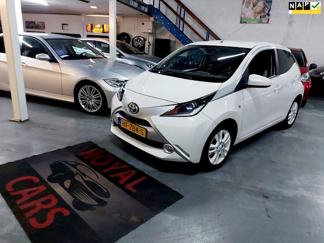 Toyota Aygo occasion - Royal Cars Zoetermeer