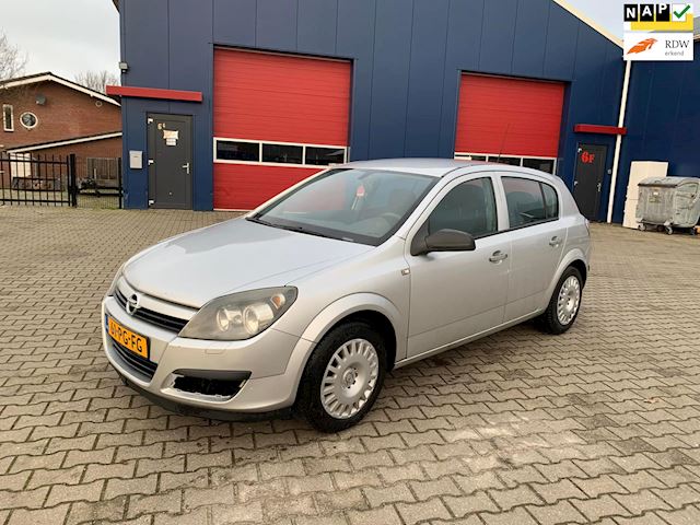 Opel Astra 1.7 CDTi Essentia  Airco  Nieuwe apk!!!