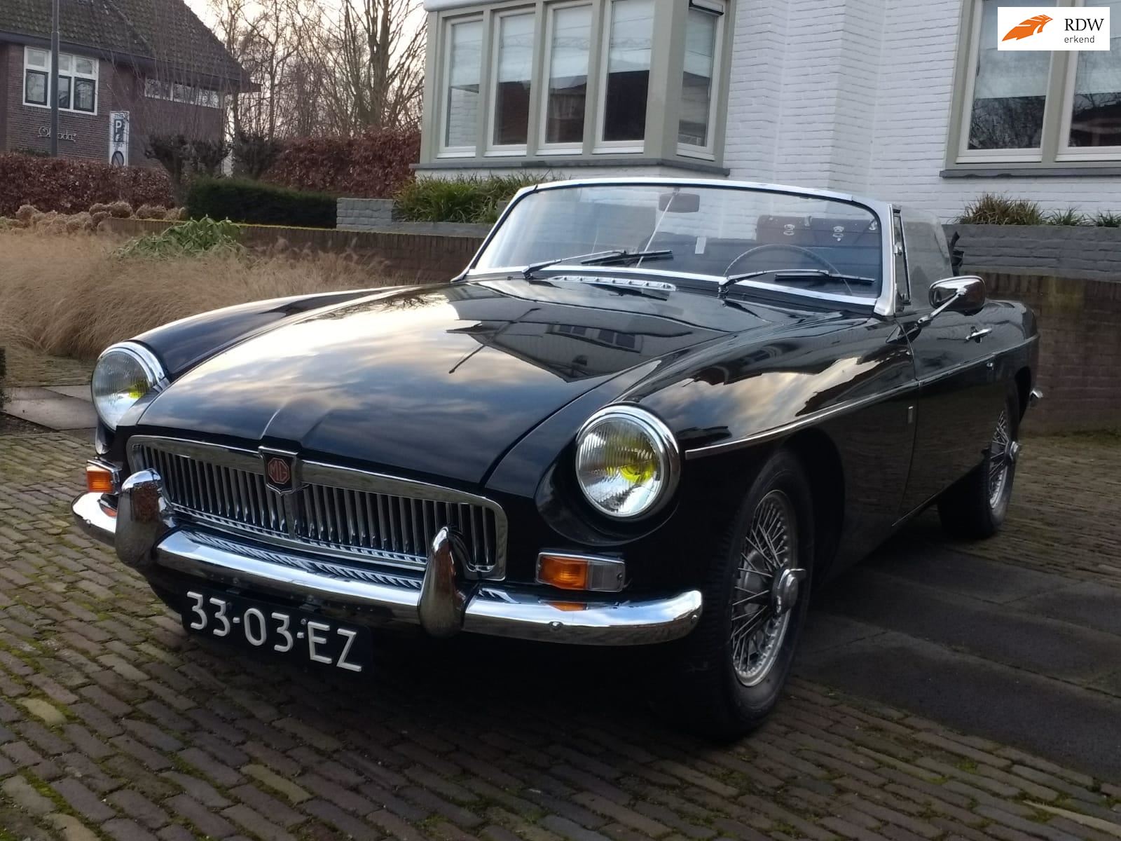 MG B type occasion - Vos Vintage Cars