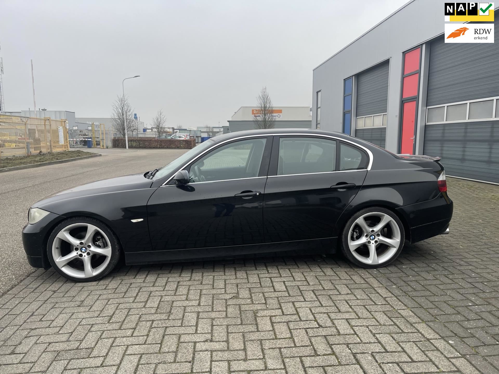 BMW 325i Dynamic Executive occasion - Autohandel Hulst