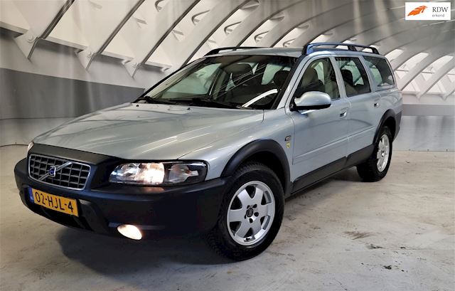 Volvo Xc70 Cross Country 2.4 T Comfort Line 4x4 youngtimer