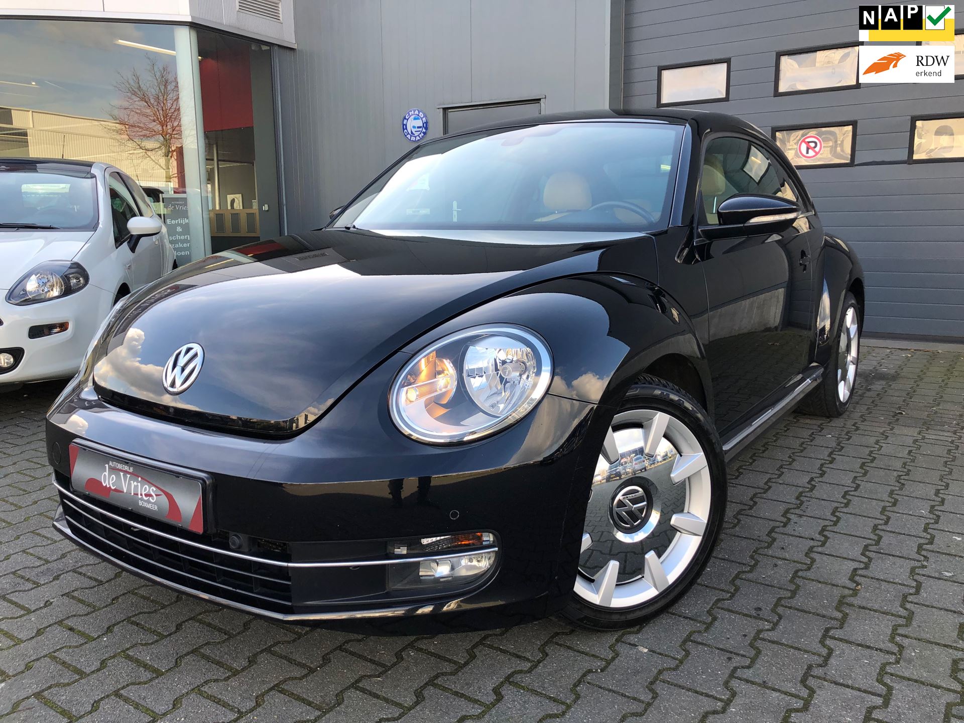 Volkswagen Beetle occasion - Autobedrijf de Vries Boxmeer