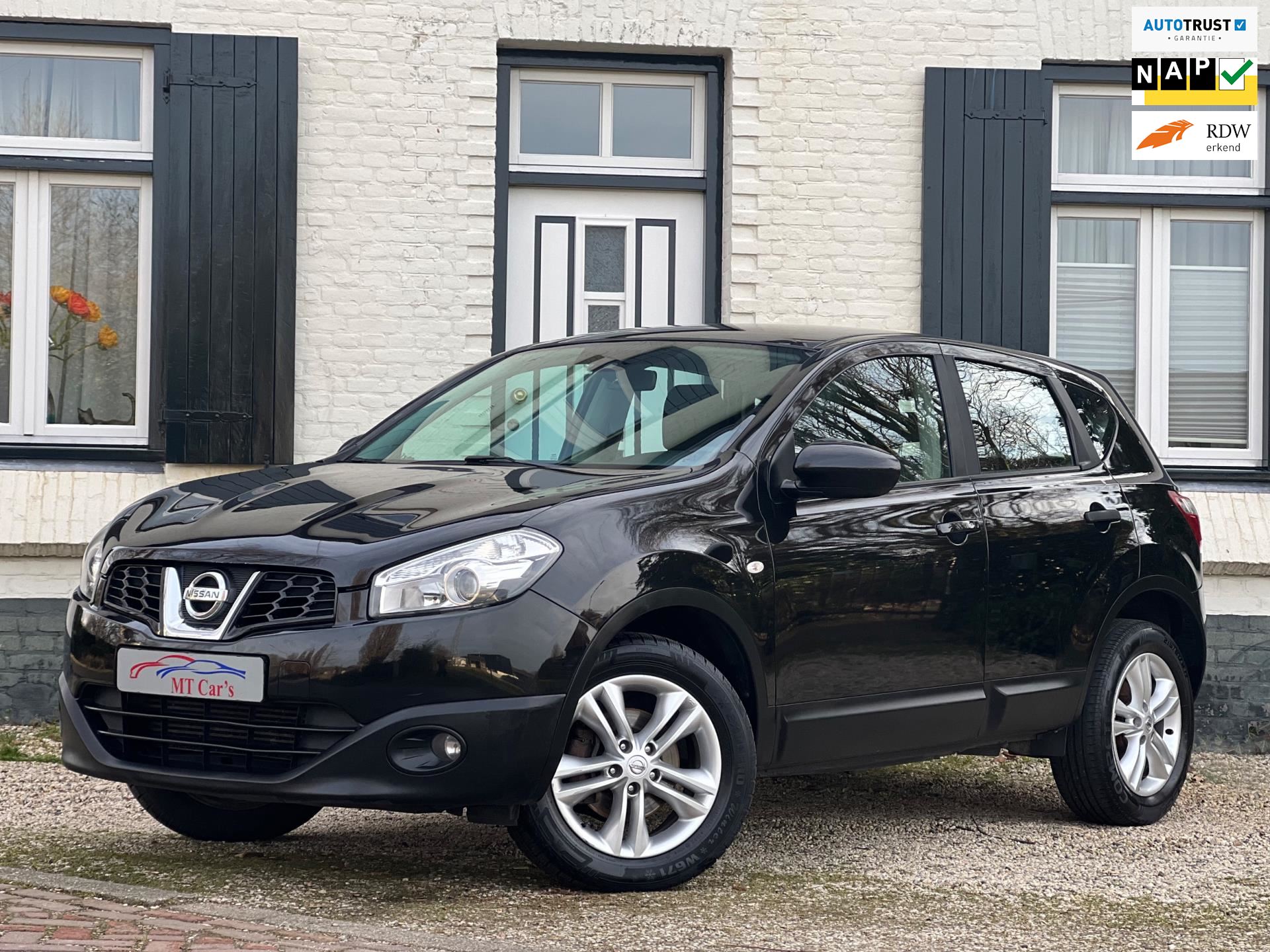 Nissan Qashqai occasion - M.T.  Cars & Carcleaningcenter