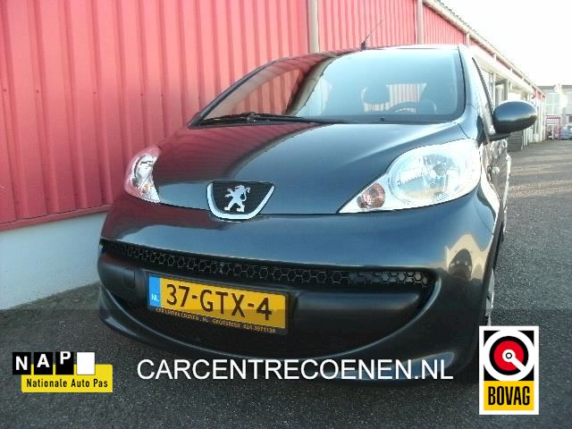 Peugeot 107 occasion - Car Centre Coenen