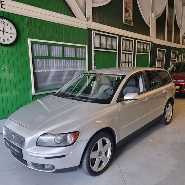 Volvo V50 2.5 T5 AWD Kinetic / automaat / youngtimer /trekhaak