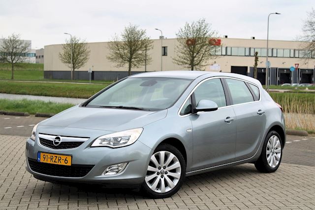 Opel Astra 1.4 Turbo Cosmo l Climate l PDC l Cruise l Navi