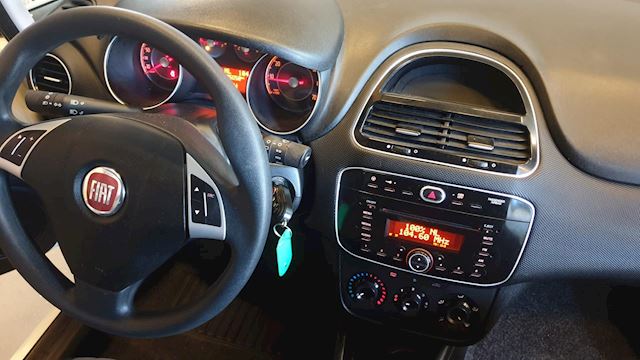 Fiat Punto Evo 1.0/2017/Airco/ElekPak/Nw APK/Garantie/99.950km