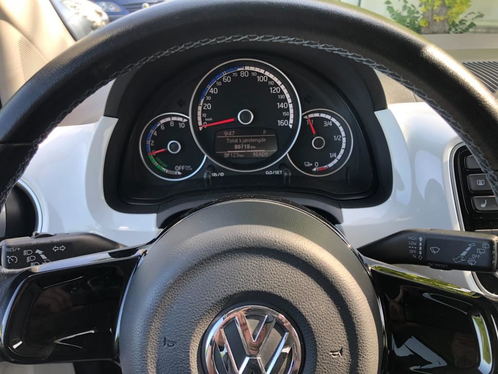 Volkswagen E-Up occasion - Autobedrijf Stronkhorst