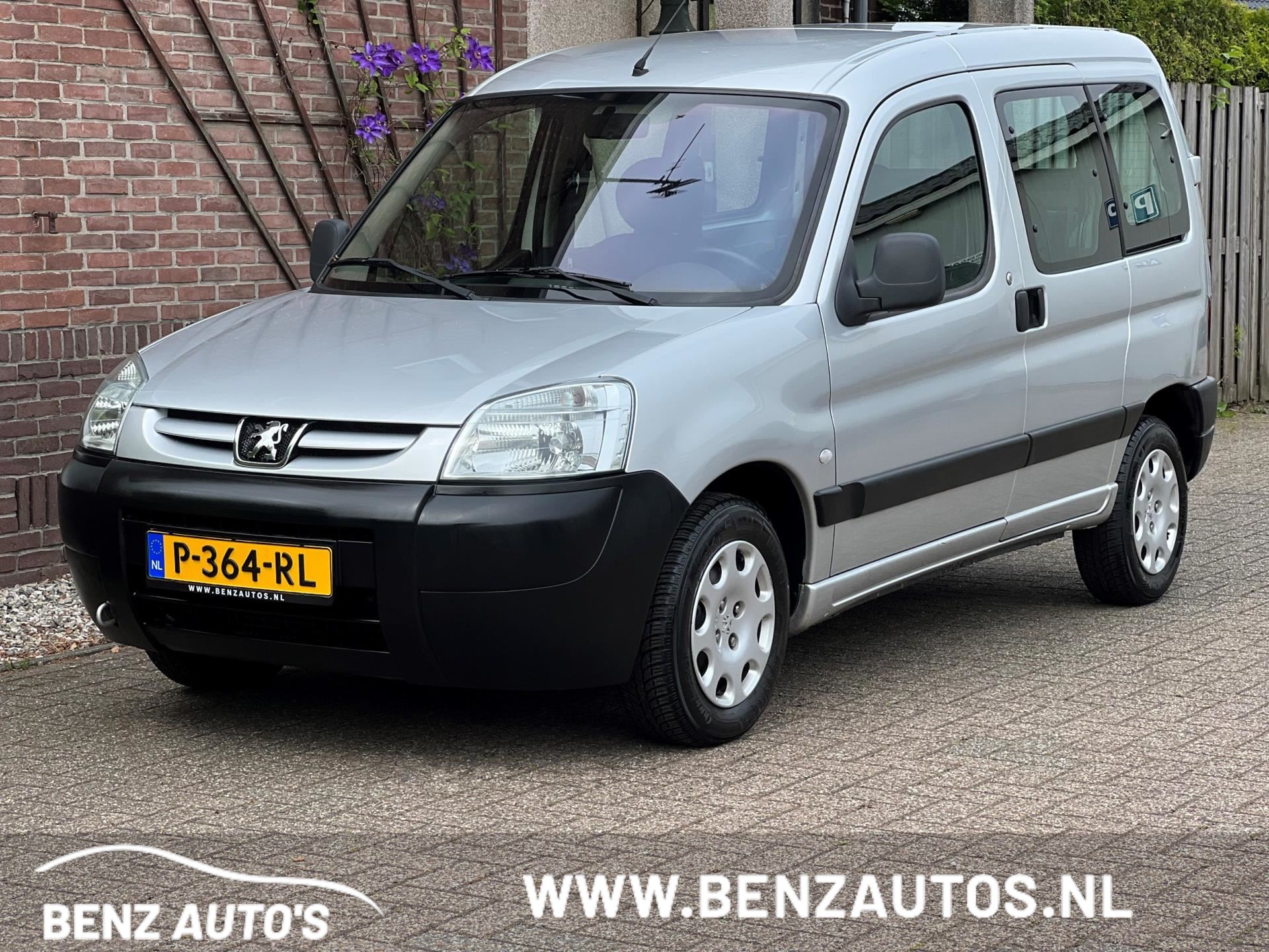 Peugeot Partner Mpv 1 4 Rolstoel Mindervalide Knielsysteem Invalide Benzine Uit 2005 Www Benzautos Nl