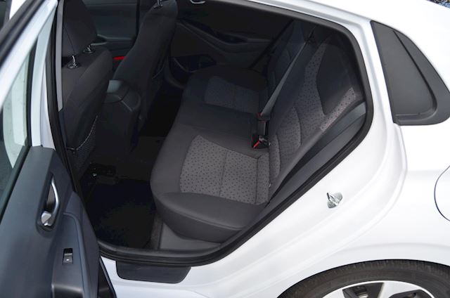 Hyundai IONIQ Comfort EV | Adapt. Cruise | Navigatie | Camera | PDC | Clima