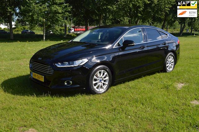 Ford Mondeo occasion - New Occassions Almere Buiten B.V.