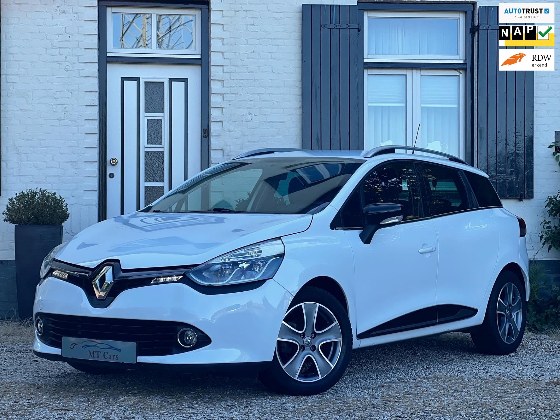 Renault Clio Estate occasion - M.T.  Cars & Carcleaningcenter