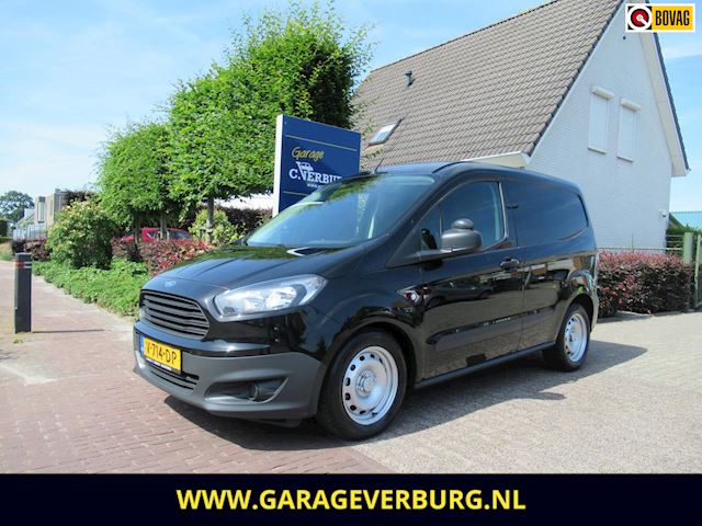 Ford Transit Courier 1.5 TDCI (Airco,Achteruitrijcamera,Trekhaak,PDC,Tussenschot)