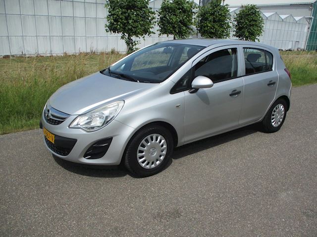 Opel Corsa 1.2-16V Edition 5 Drs Automaat