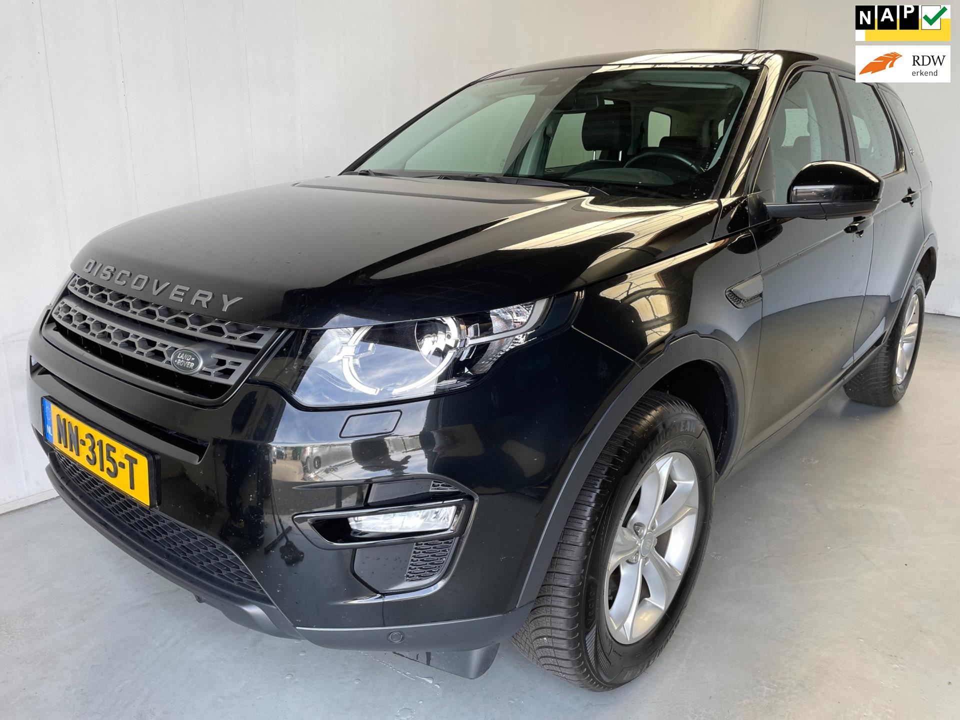 Land Rover Discovery Sport occasion - Autobedrijf Leeuwis B.V.