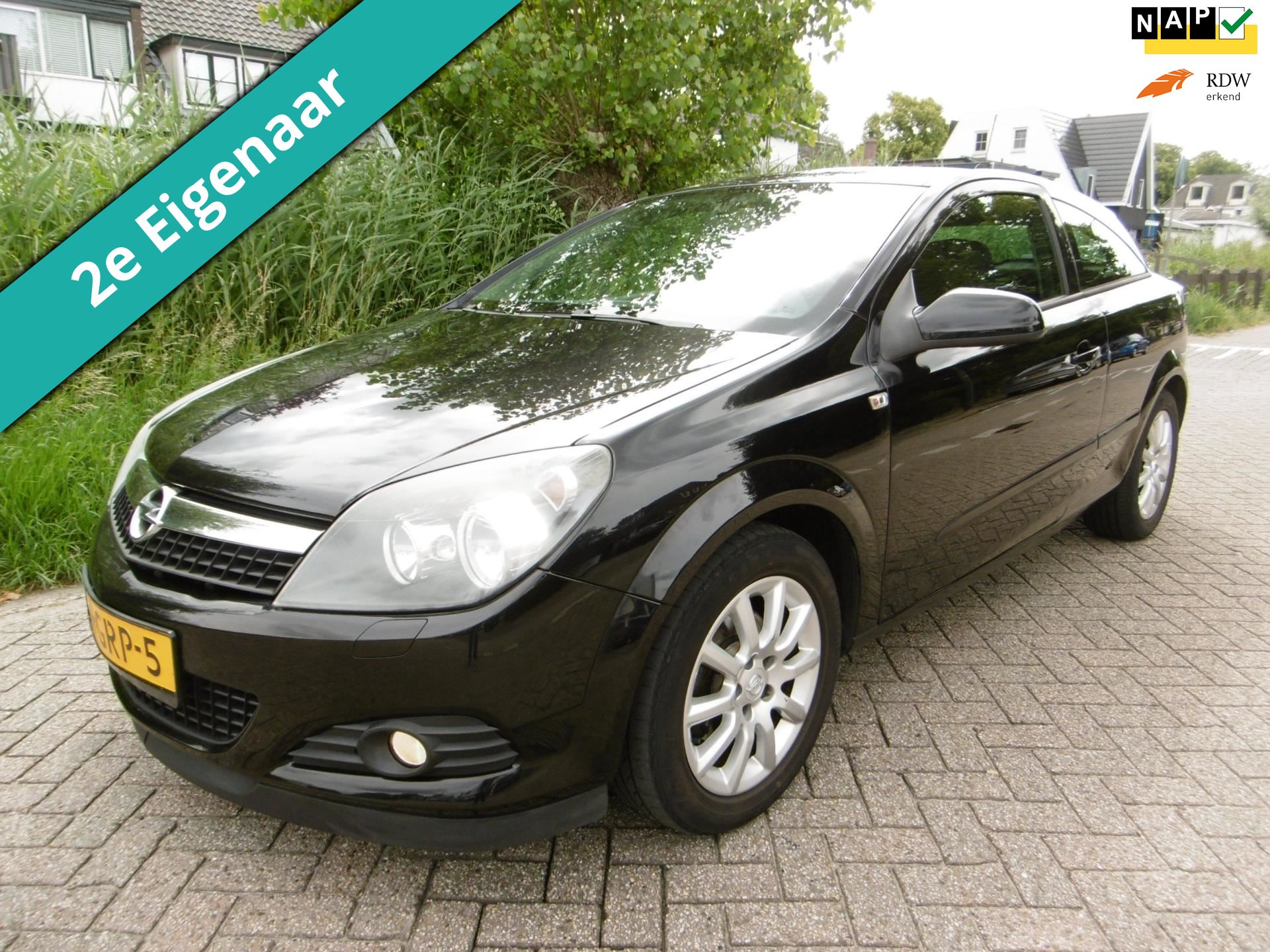 Opel Astra GTC occasion - Occasiondealer 't Gooi B.V.