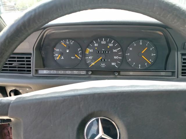 Mercedes-Benz 190-serie  190D 2.0 Diesel Sedan Schuifdak 1990 139Dkm
