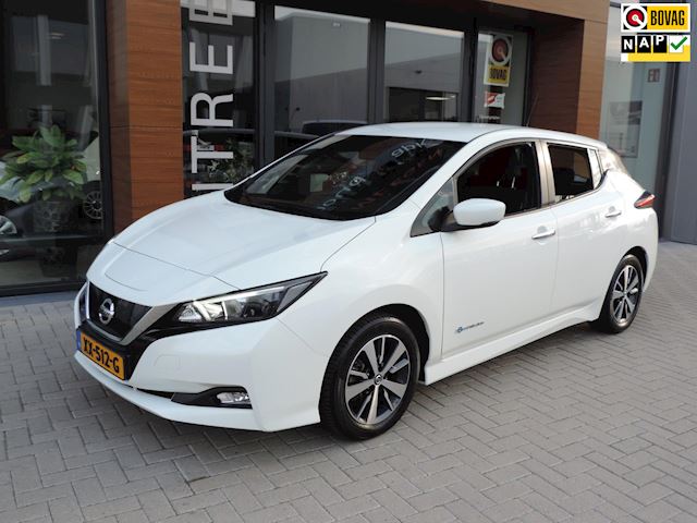 Nissan LEAF Acenta 40 kWh | INCL BTW | Stoelverw | CarPlay | Cruise contr | Navi | Camera | Lm-velgen