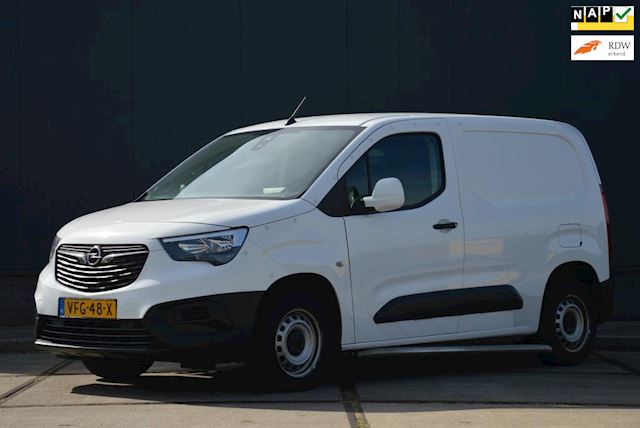 Opel Combo 1.5D L1H1 Edition Airco Schuifdeur Navigatie Euro 6