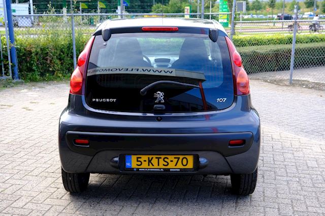 Peugeot 107 occasion - FLEVO Mobiel