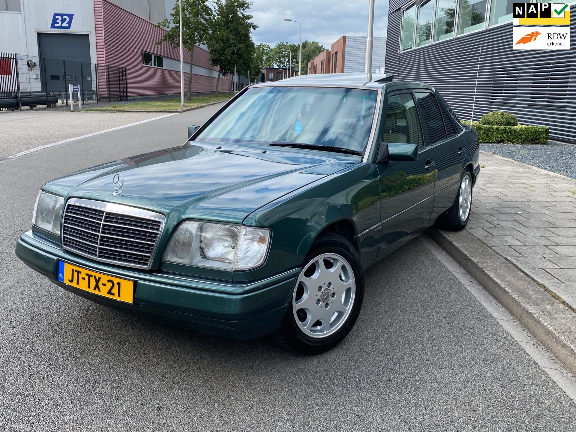 Tegenstander ondanks Zeemeeuw Mercedes-Benz E-klasse - 220 Elegance, Automaat, NL Auto, Nap, Nieuwe  Staat, Inruil mogelijk. Benzine uit 1995 - www.sorinautoservice.nl