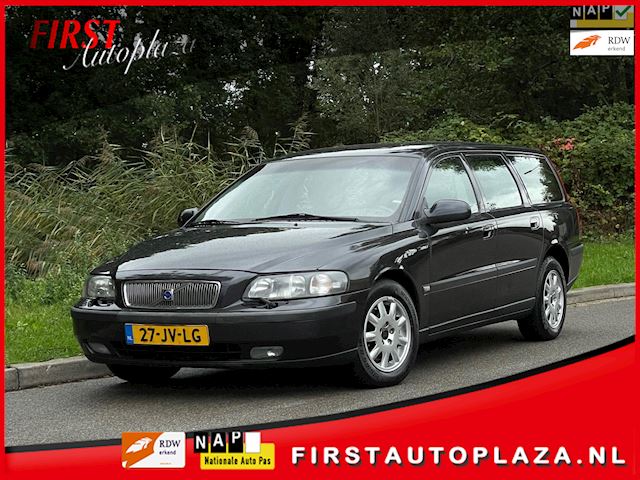 Volvo V70 2.4 Comfort Line LPG-G3 AUTOMAAT AIRCO/CRUISE/STOELVERWARMING | NETTE YOUNGTIMER !