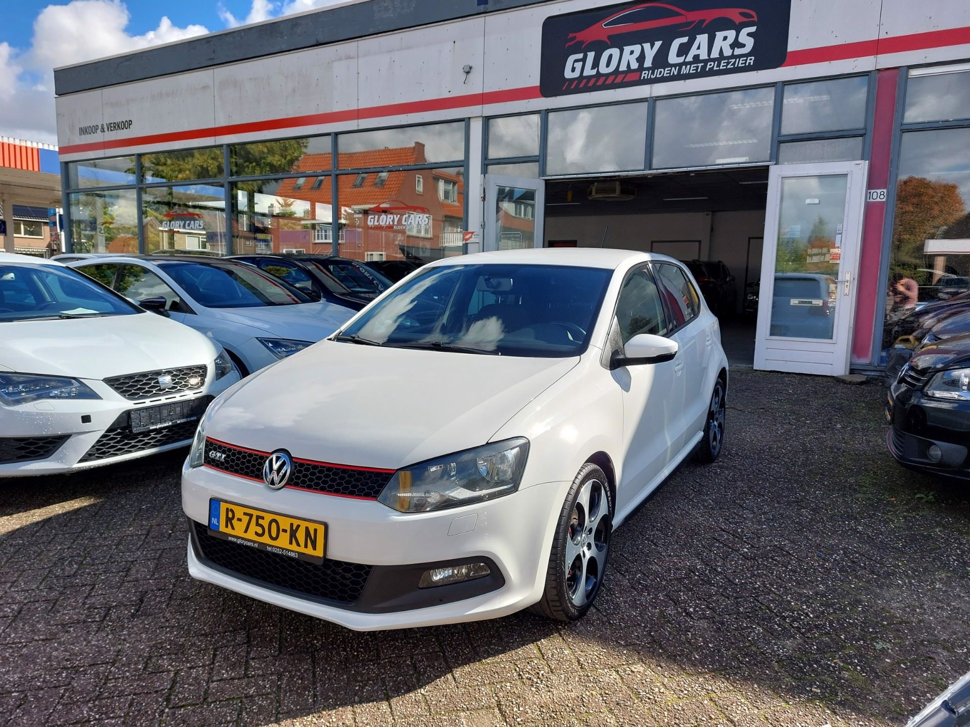 Volkswagen POLO occasion - Glory Cars