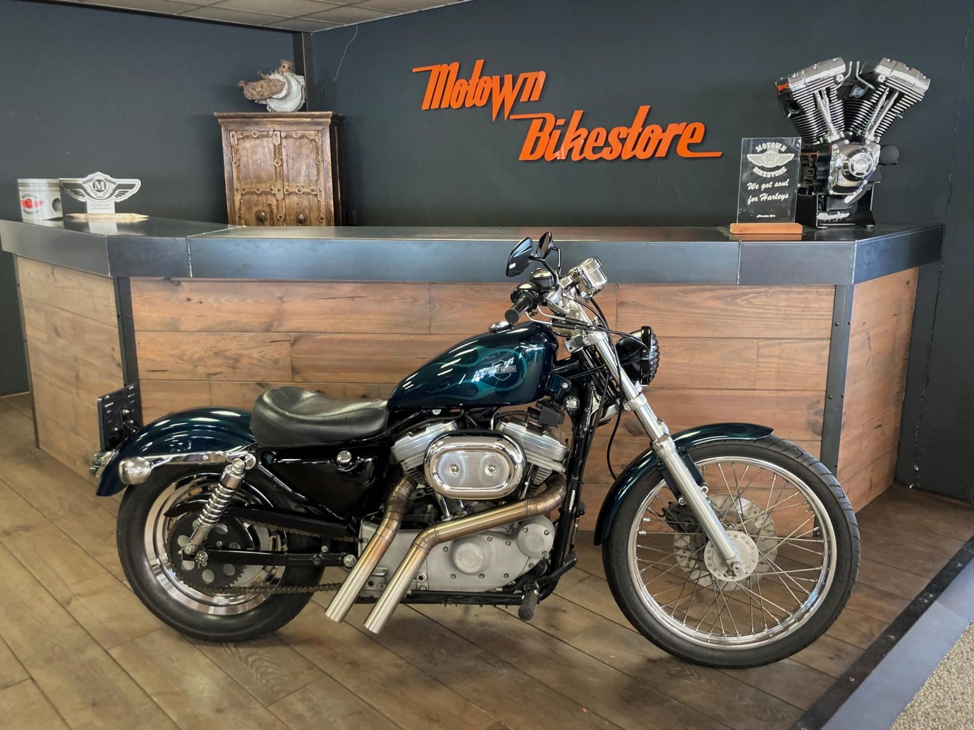 Harley Davidson XL 883 C Sportster Custom occasion - Motown Bikestore