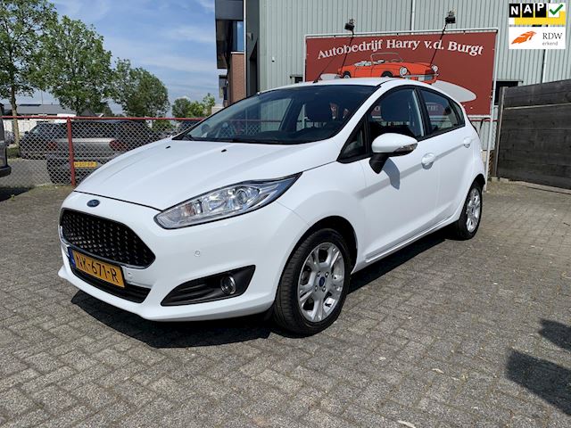 Ford Fiesta Ford Fiesta 1.0 Style Ultimate 80pk Airco | Navigatie | Cruise Control