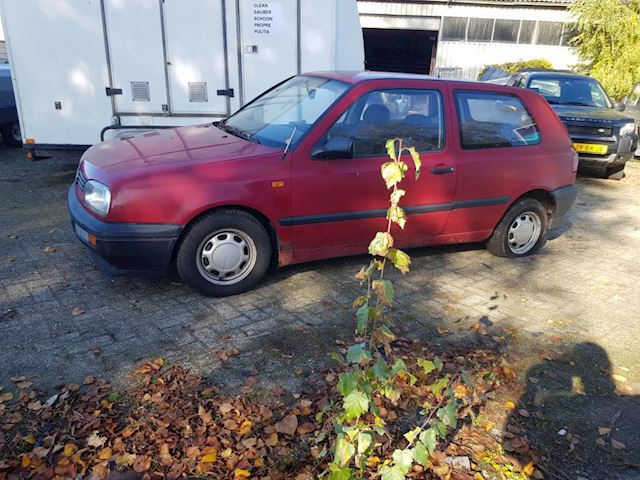 Volkswagen Golf 1.8 CL