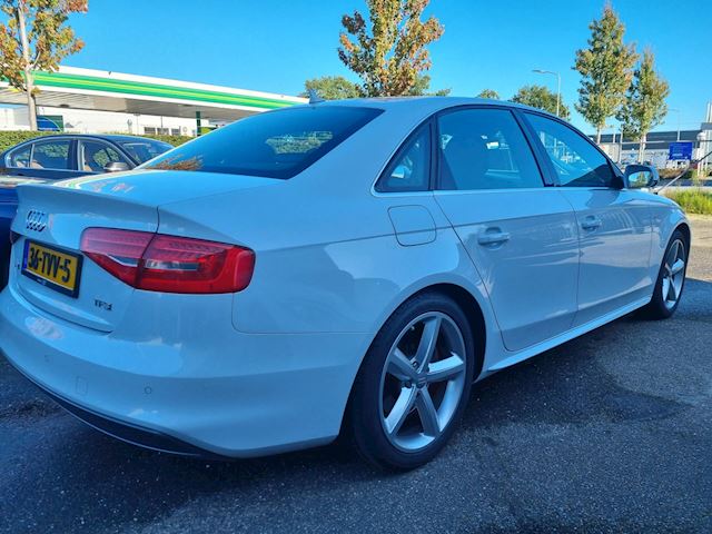 Audi A4 1.8 TFSI Pro Line S 2 x S-Line  Automaat Nw.Staat