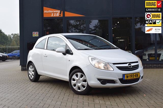 Opel Corsa 1.0-12V Selection/stoelverwarming/121000km/apk 10-23