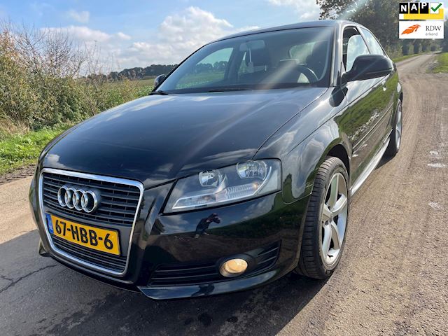 Audi A3 1.4 TFSI Attraction Pro Line nw model 