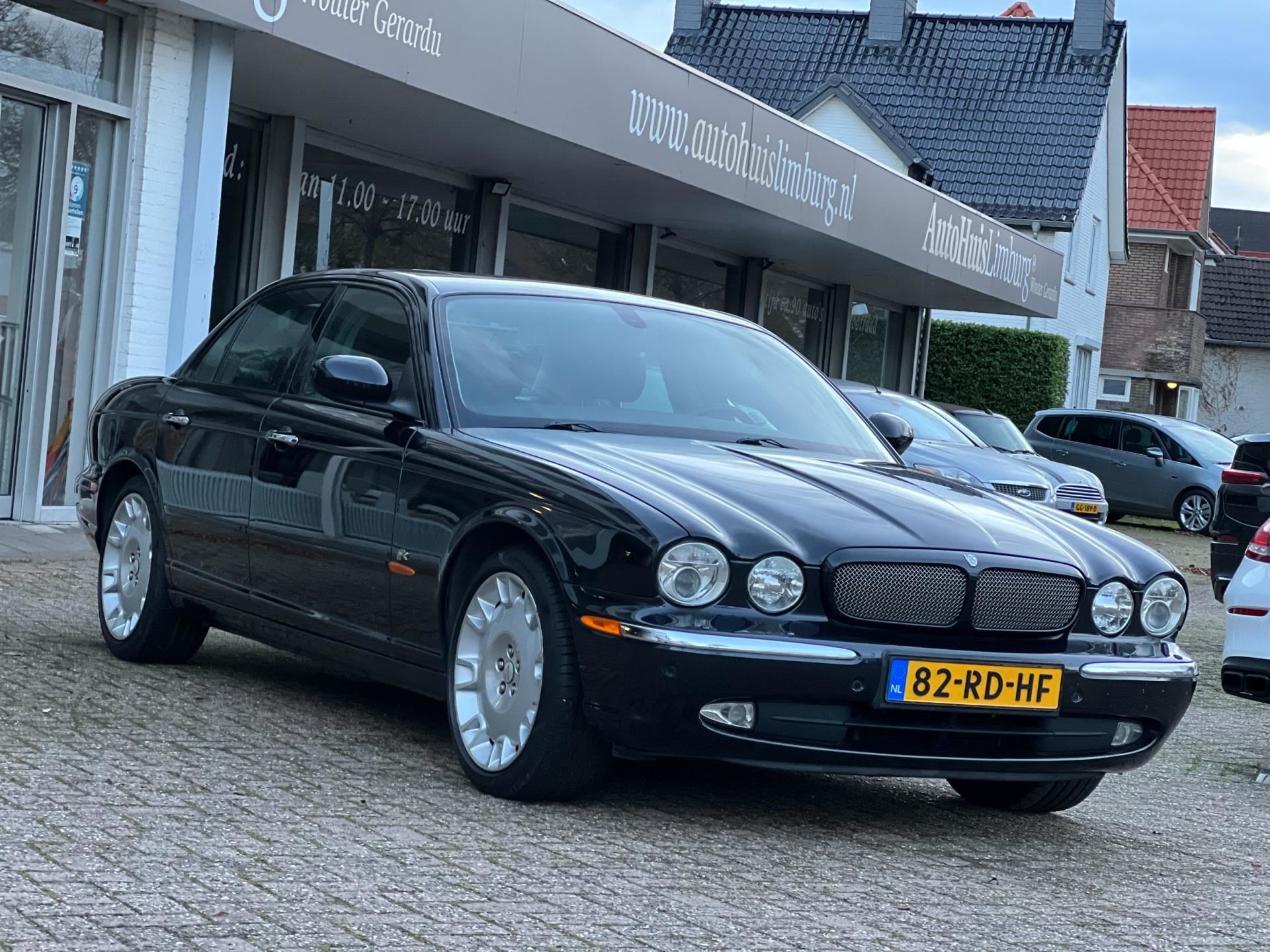 Jaguar XJR occasion - AutoHuisLimburg