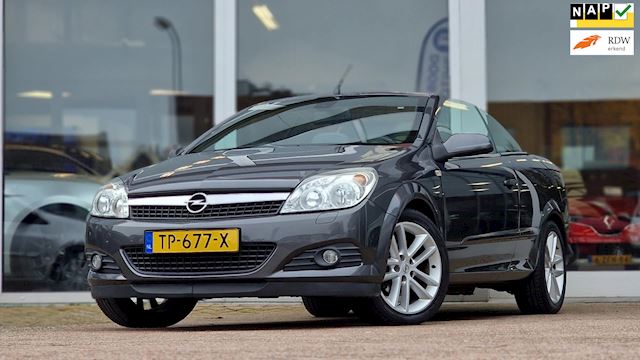 Opel Astra TwinTop 1.6i Cosmo Lerenbekleding Nieuwe APK