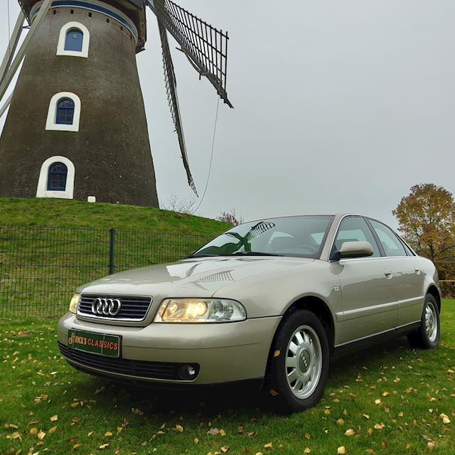 Audi A4 occasion - Laurens Strik