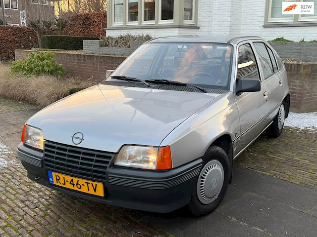Opel Kadett 1.2S LS