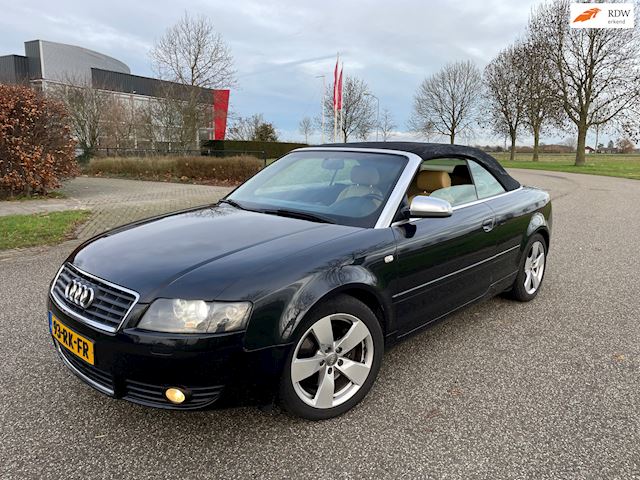 Audi A4 Cabriolet 3.0 V6 Exclusive AUTOMAAT/LEER/CLIMA/XENON