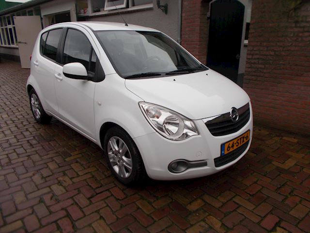 Opel Agila 1.0 Edition airco bj 2011 74 dkm nwe apk
