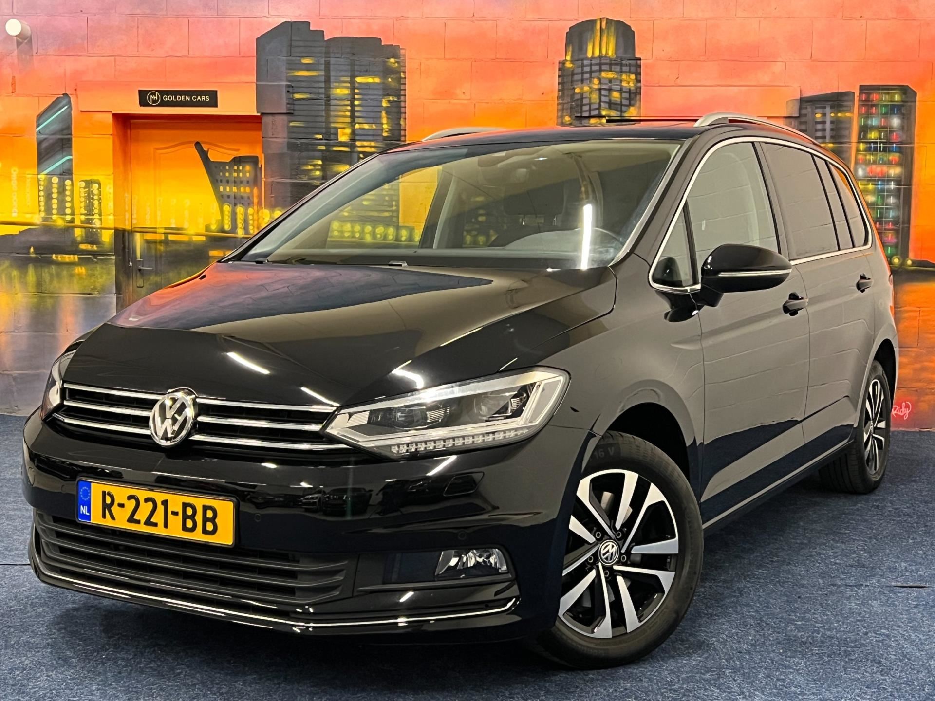 bonen impuls klei Volkswagen TOURAN - 1.0 TSI Comfortline 7p Pano| Navi| Stoelverw Benzine  uit 2019 - www.mhgoldencars.nl