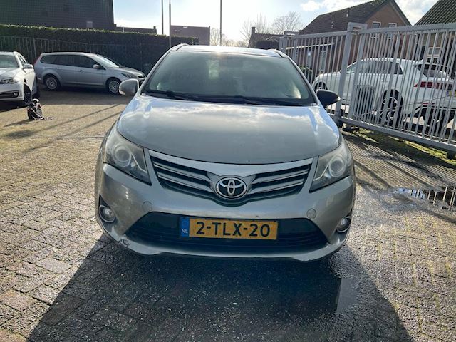 Toyota Avensis Wagon 2.0 D-4D Dynamic navi  pano /only export.