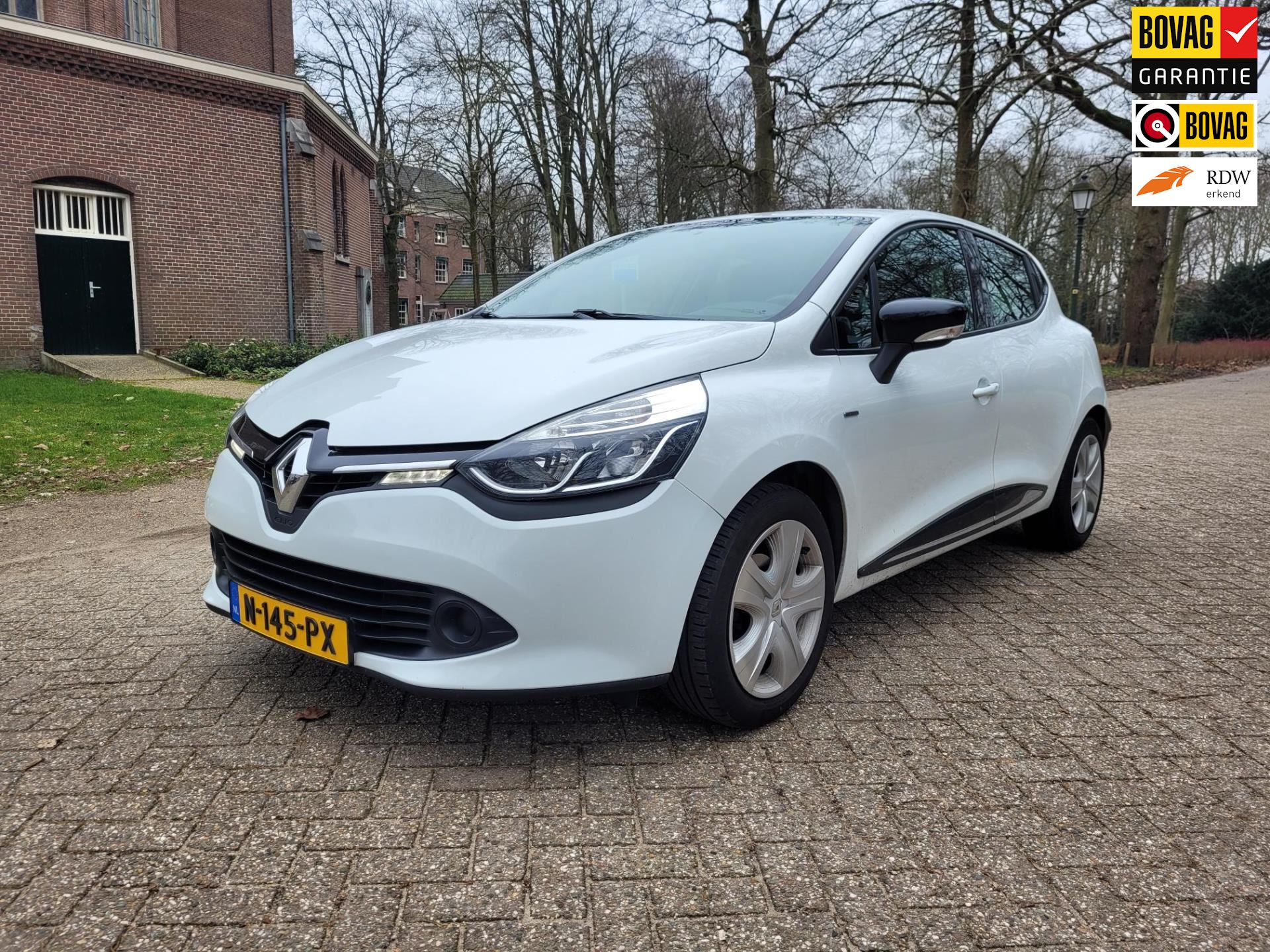 Dodelijk omroeper Gehoorzaam Renault Clio - 1.2 16V Benzine uit 2016 - www.garagevinkwarmond.nl
