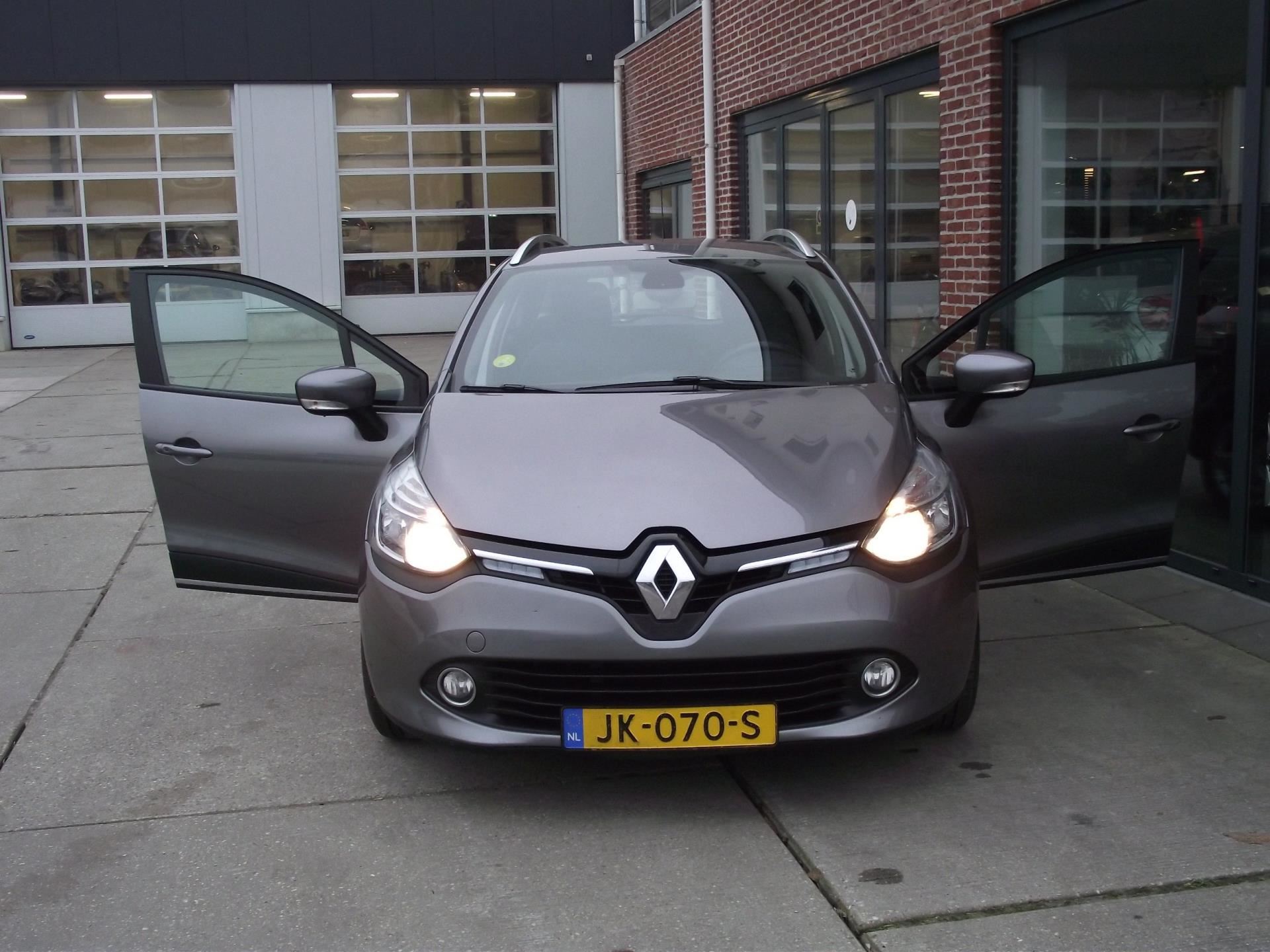 Opnemen ambulance Maak het zwaar Renault Clio Estate - 1.5 dCi ECO Night&Day - 2014 - Diesel -  www.autobedrijfdekramer.nl