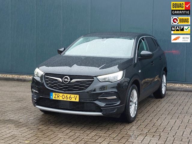 Opel Grandland X 1.2 Turbo Business Executive