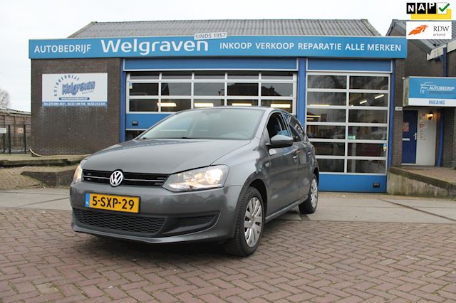Volkswagen Polo - 1.2 TSI BlueMotion Edition distr.ketting navigatie Benzine uit 2014 www.autoswelgraven.nl