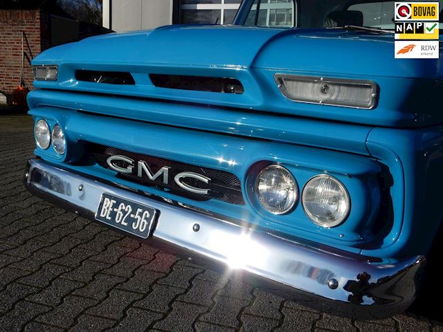 GMC / Chevrolet PICK UP  V8 AUT. Als nieuw gerestaureerd 